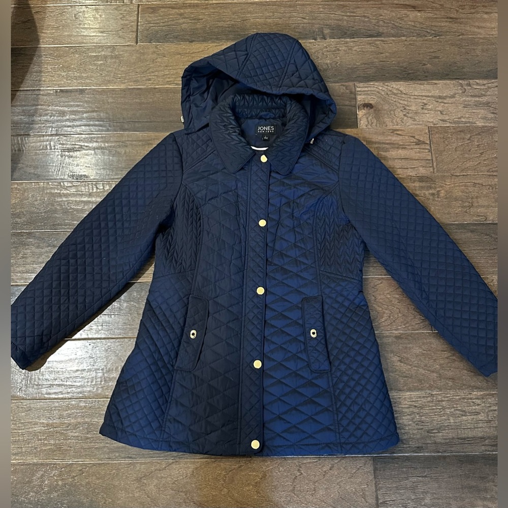 Jones New York Navy Blue Quilted Walking Coat. Size Large!